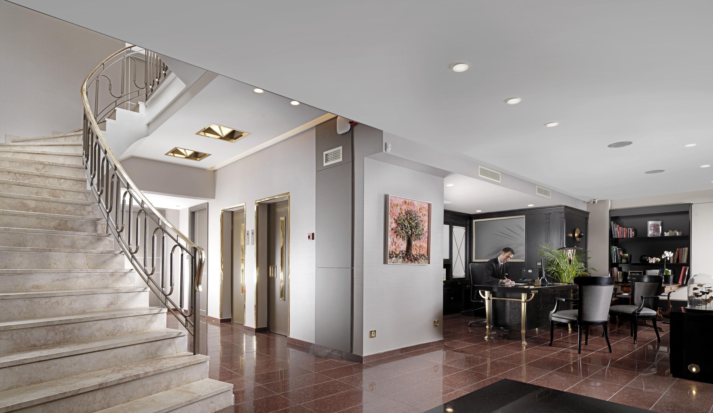 Holiday Suites Athene Buitenkant foto