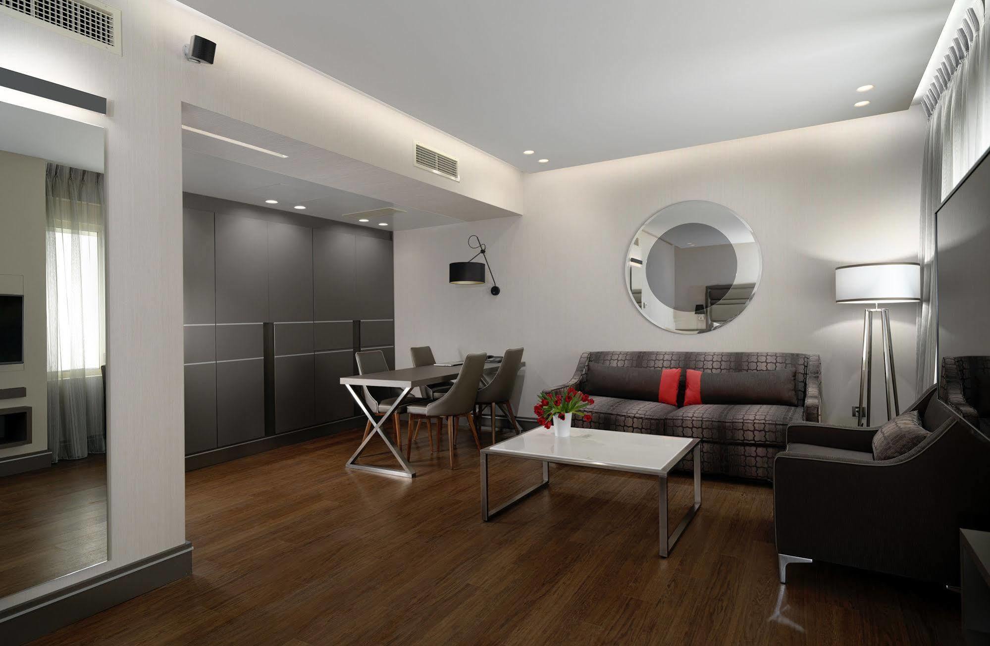 Holiday Suites Athene Buitenkant foto